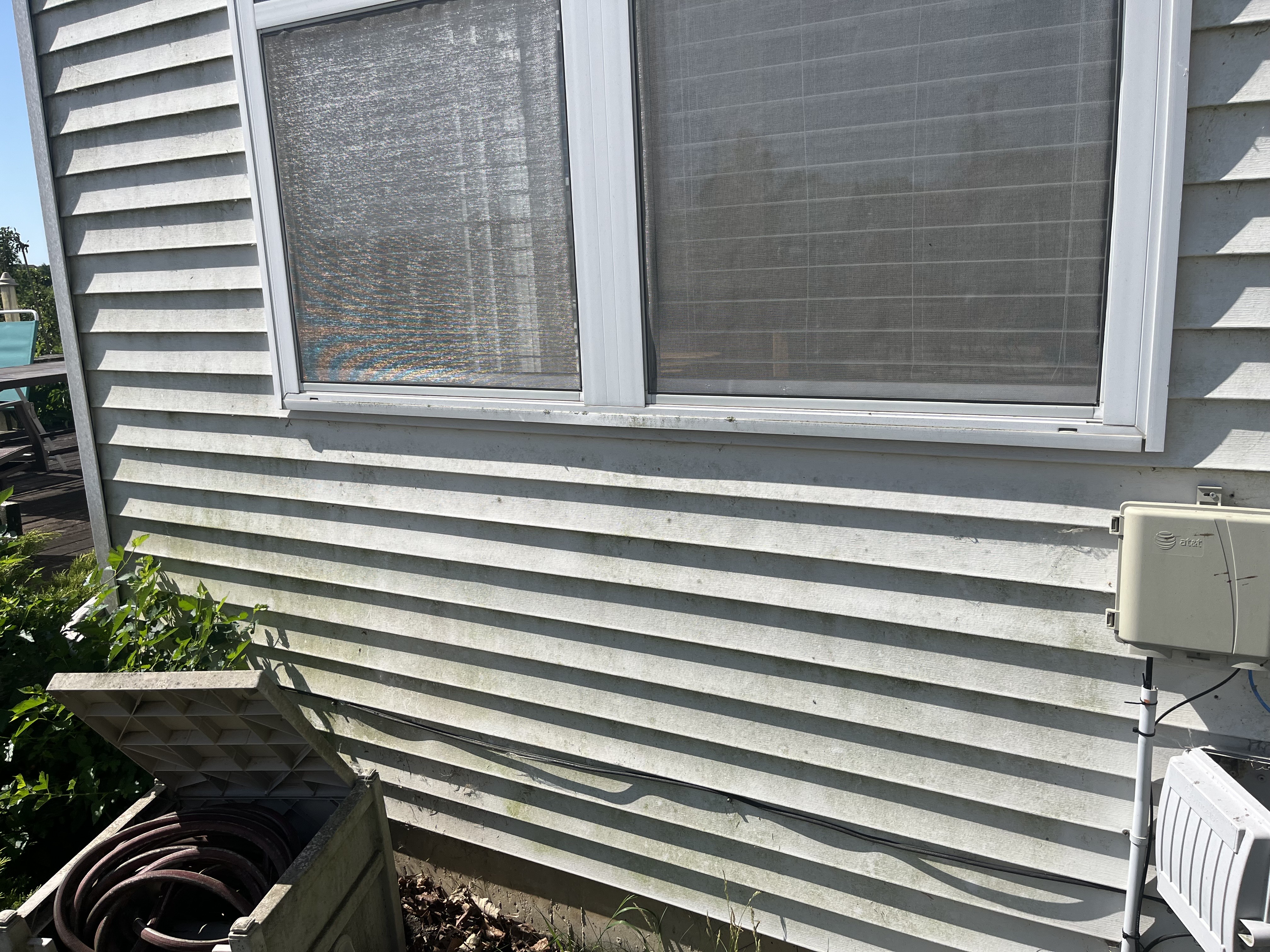 Siding before cleaning